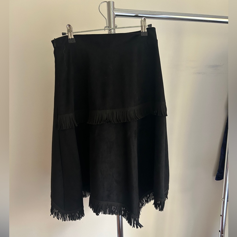 Moon River Black Asymmetrical Fringe Skirt - Picture 2 of 2